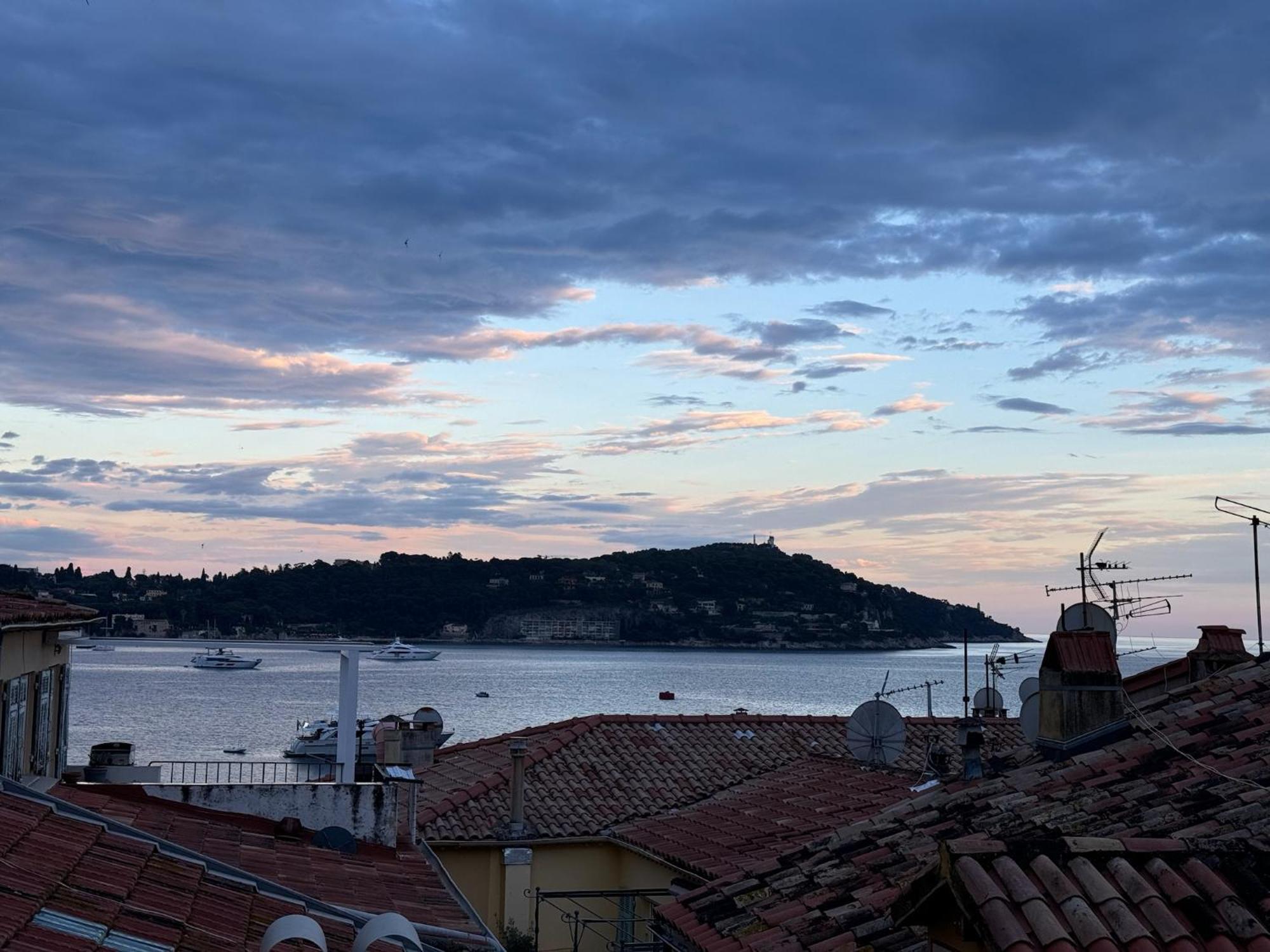 The Seaside Serenity - Calm & Charming Bay View Flat - Heart Of Villefranche Villefranche-sur-Mer Exterior foto